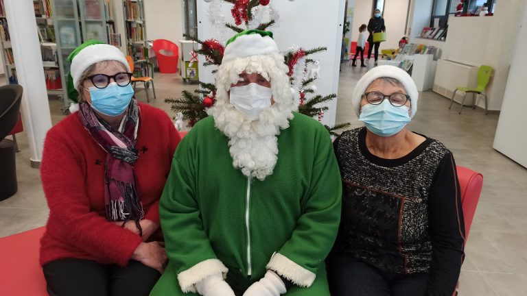 Père Noël Vert et ses lutins